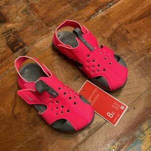NWT Nike Kids Sunray Protect II Sandal